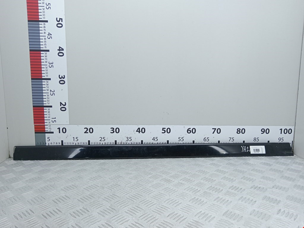 Накладка декоративная (молдинг) двери передней левой Mitsubishi Lancer 9 (2000-2010)