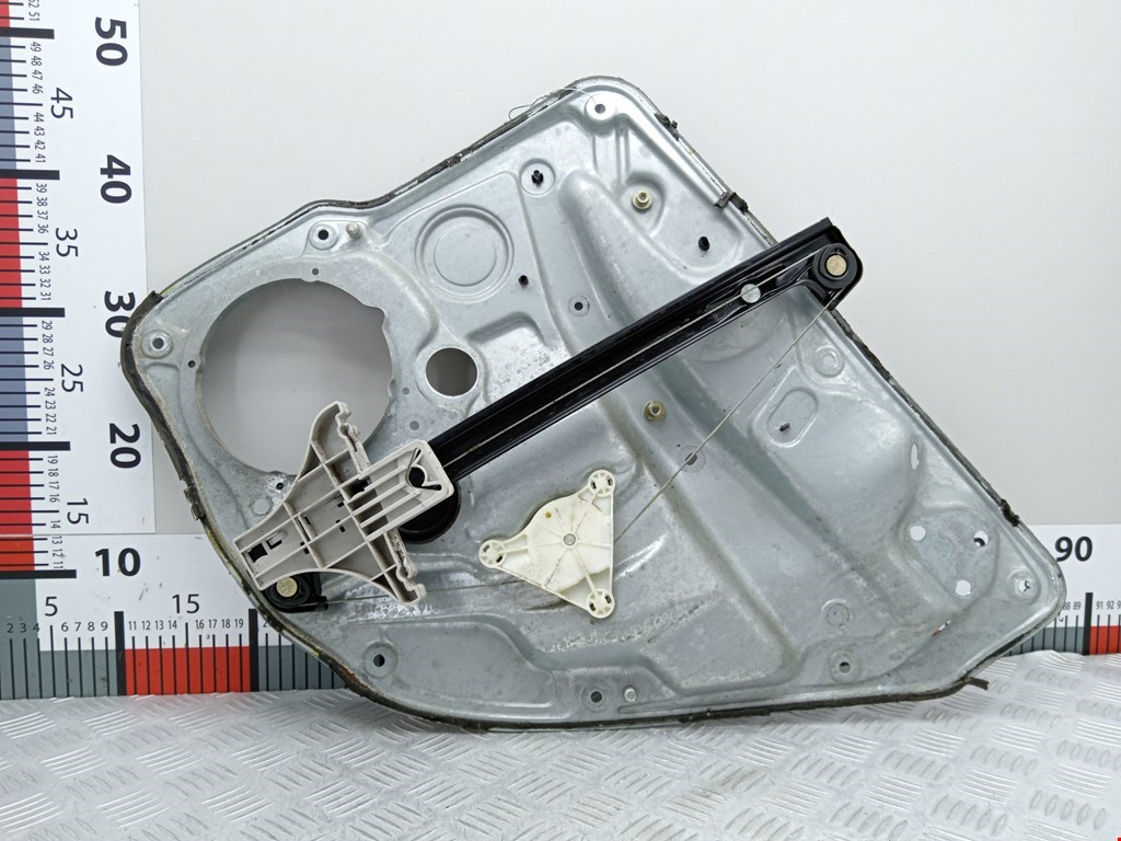 Стеклоподъемник задний левый VOLKSWAGEN Bora 1998-2005