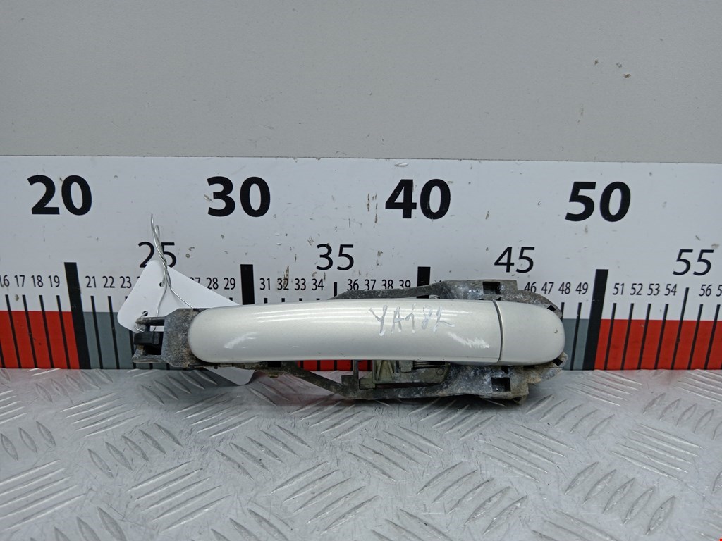 Ручка двери задней наружная левая VOLKSWAGEN Bora 1998-2005