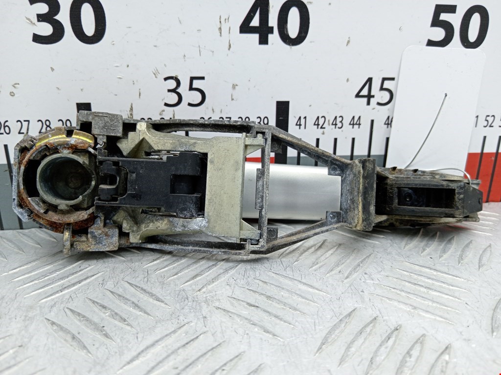 Ручка двери задней наружная левая VOLKSWAGEN Bora 1998-2005