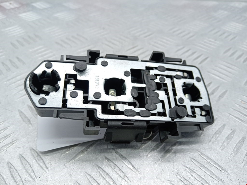 Фонарь задний правый AUDI A6 C5 1997-2004