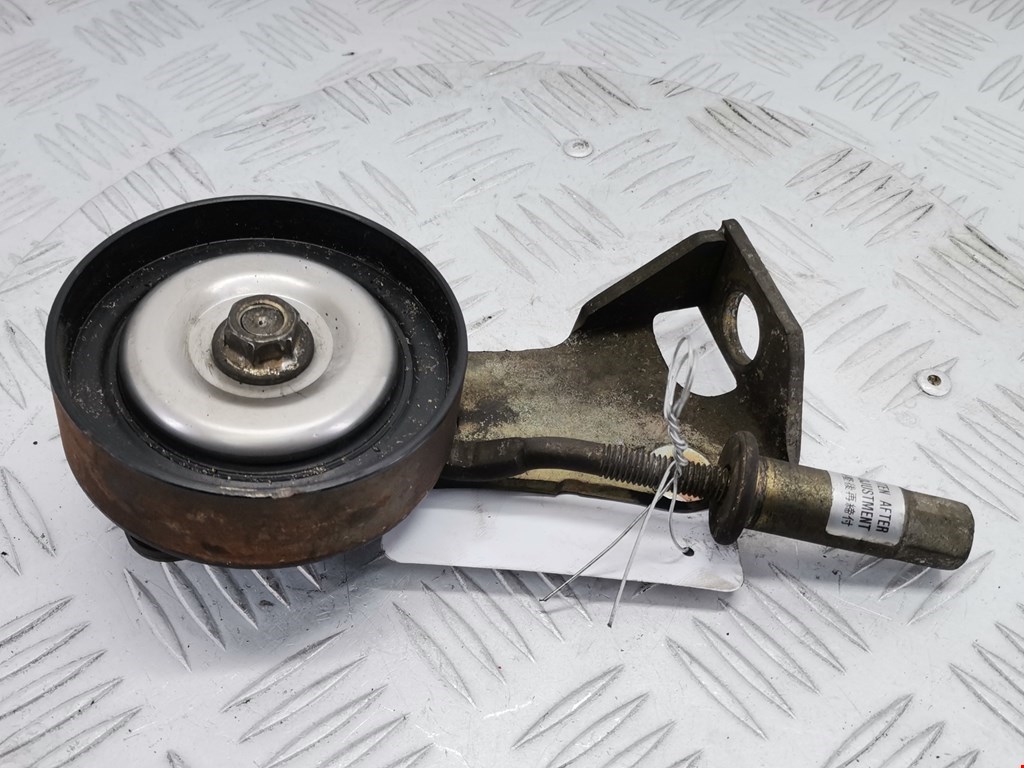 Натяжитель ремня генератора (приводного поликлинового ремня Nissan Teana 1 (J31) (2003-2008)