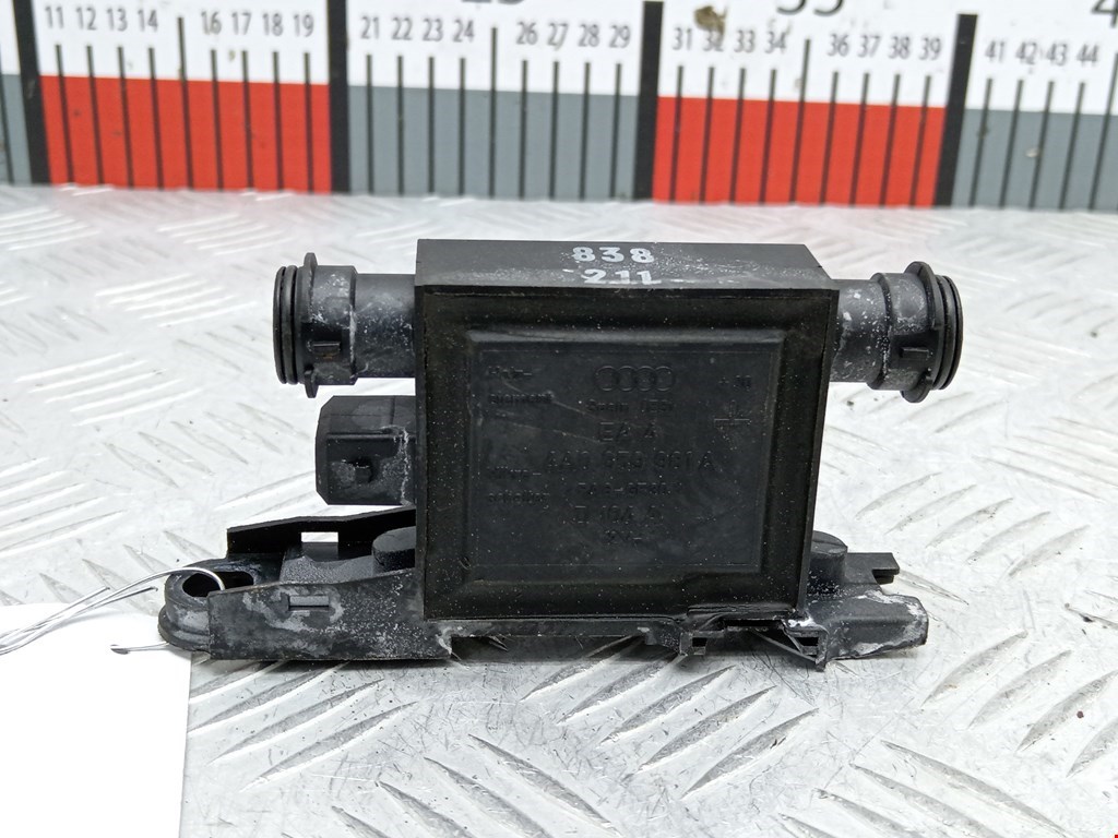 Блок управления центральным замком AUDI A4 B5 1995-2001