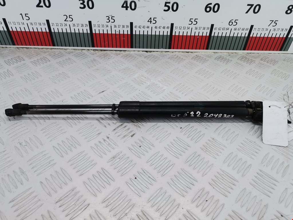 Амортизатор крышки (двери) багажника TOYOTA Auris E150 2006-2012