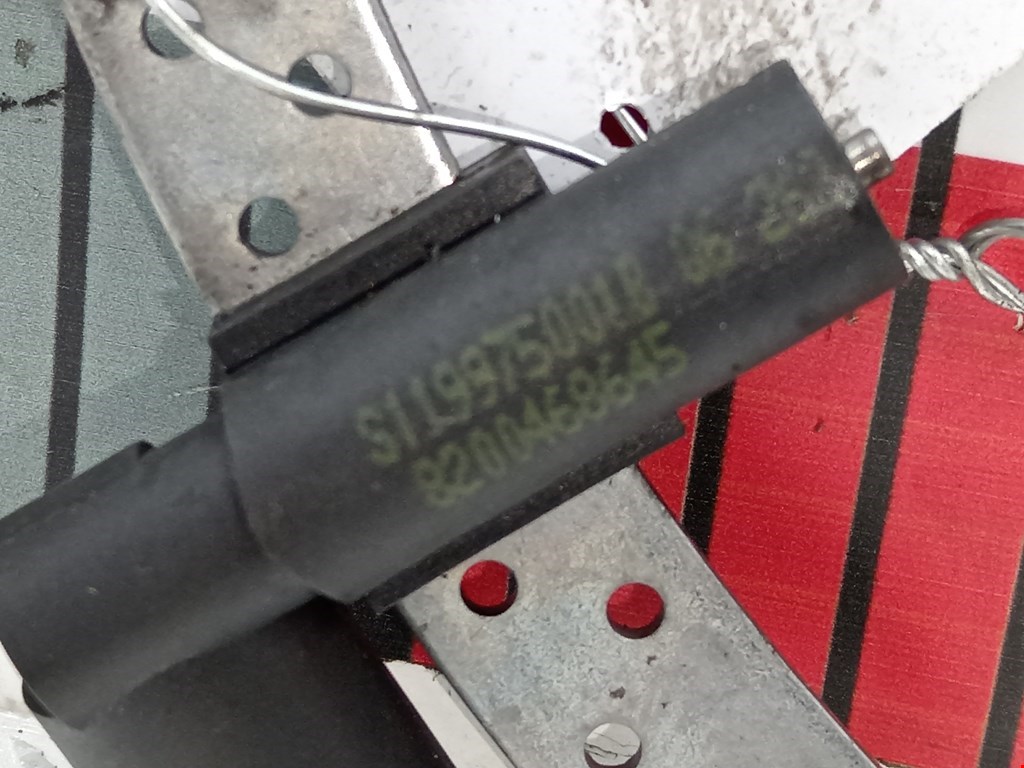 Датчик положения коленвала RENAULT Megane II 2002-2009