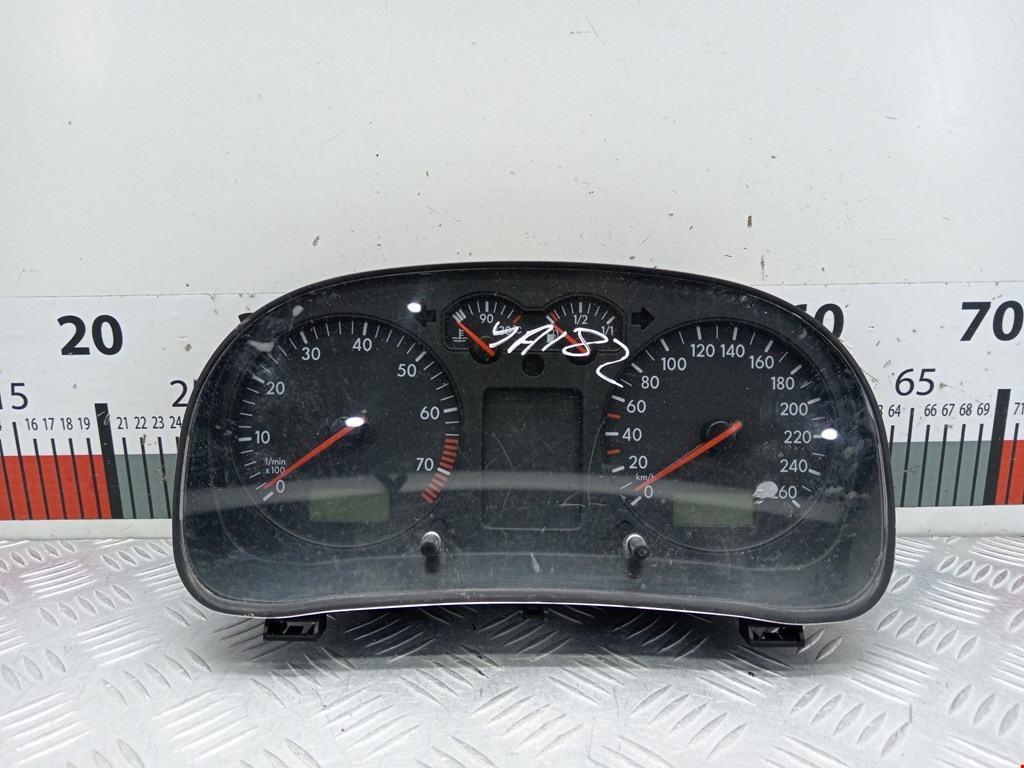 Панель приборов (щиток) VOLKSWAGEN Bora 1998-2005