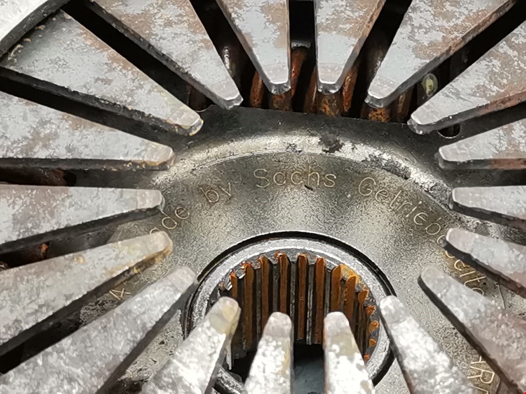 Маховик (демпфер сцепления) RENAULT Clio 1998-2008