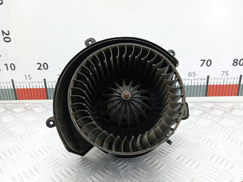 Моторчик (мотор) отопителя салона OPEL Astra G 1998-2005