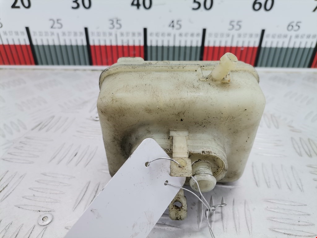 Бачок главного тормозного цилиндра VOLKSWAGEN Golf IV 1997-2003