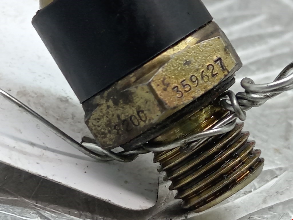 Датчик давления масла RENAULT Megane II 2002-2009