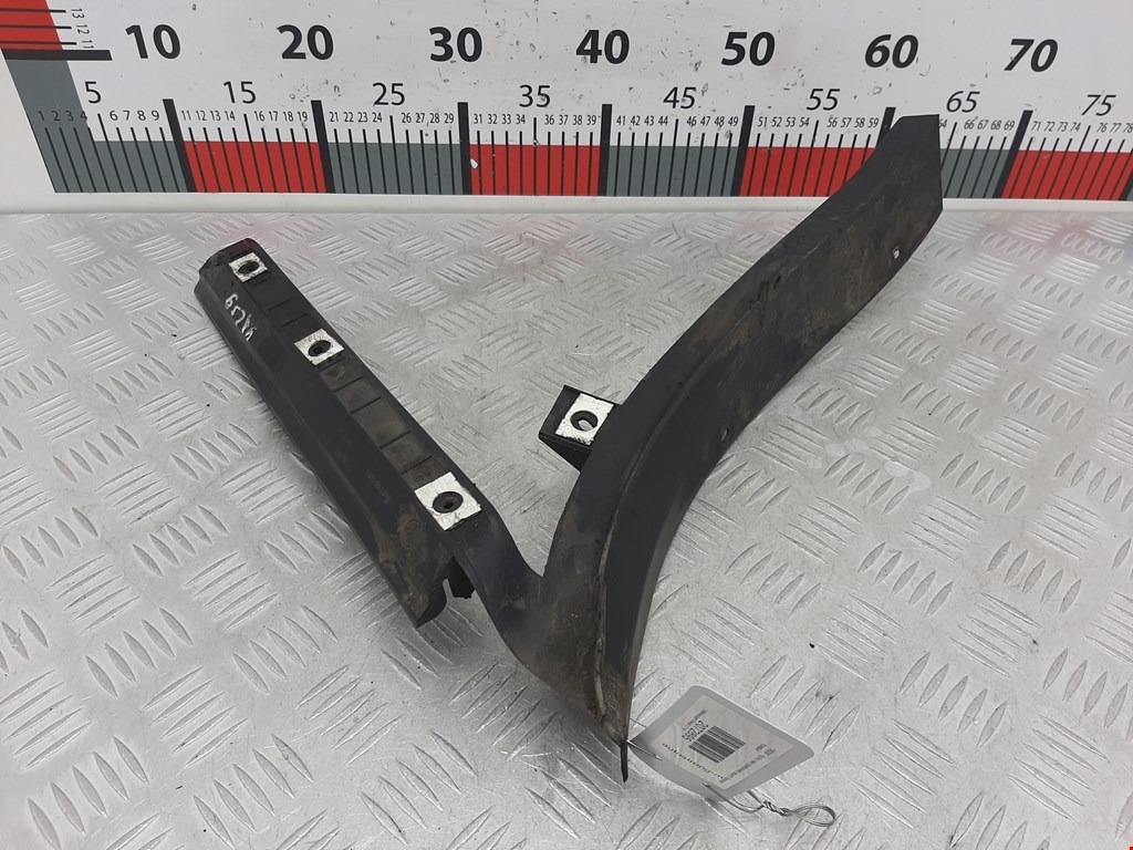 Кронштейн заднего бампера левый правый VOLKSWAGEN Passat B5 1997-2005