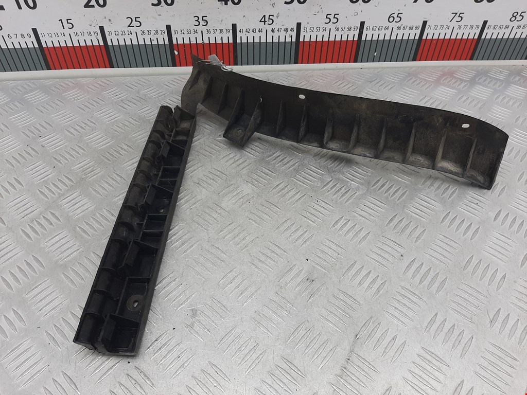 Кронштейн заднего бампера левый правый VOLKSWAGEN Passat B5 1997-2005