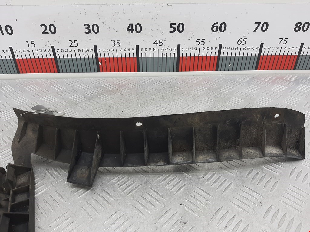 Кронштейн заднего бампера левый правый VOLKSWAGEN Passat B5 1997-2005