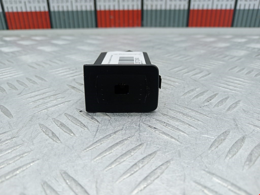 Кнопка аварийной сигнализации (аварийки) VOLKSWAGEN Bora 1998-2005