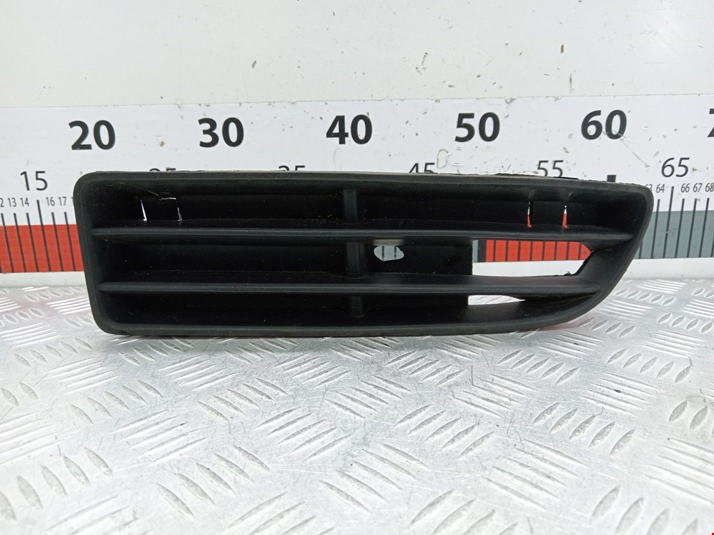 Решетка в бампер VOLKSWAGEN Bora 1998-2005