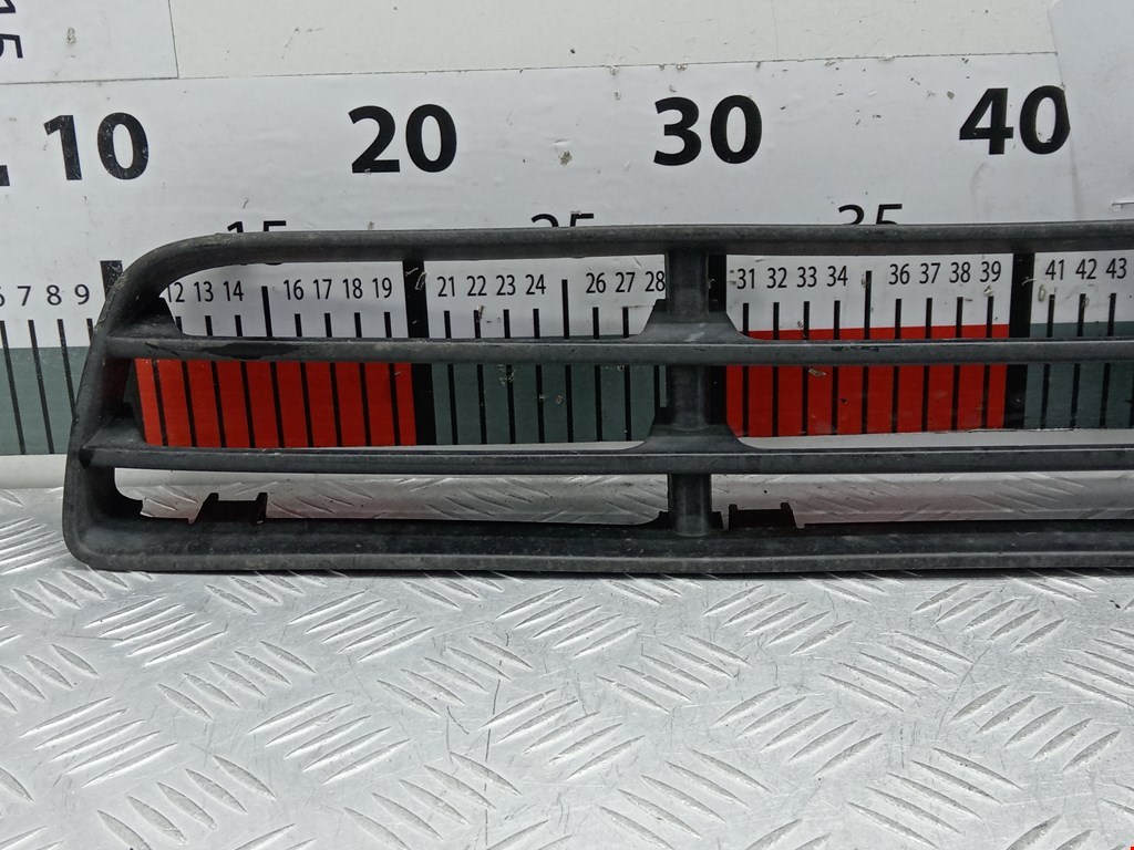 Решетка в бампер VOLKSWAGEN Bora 1998-2005