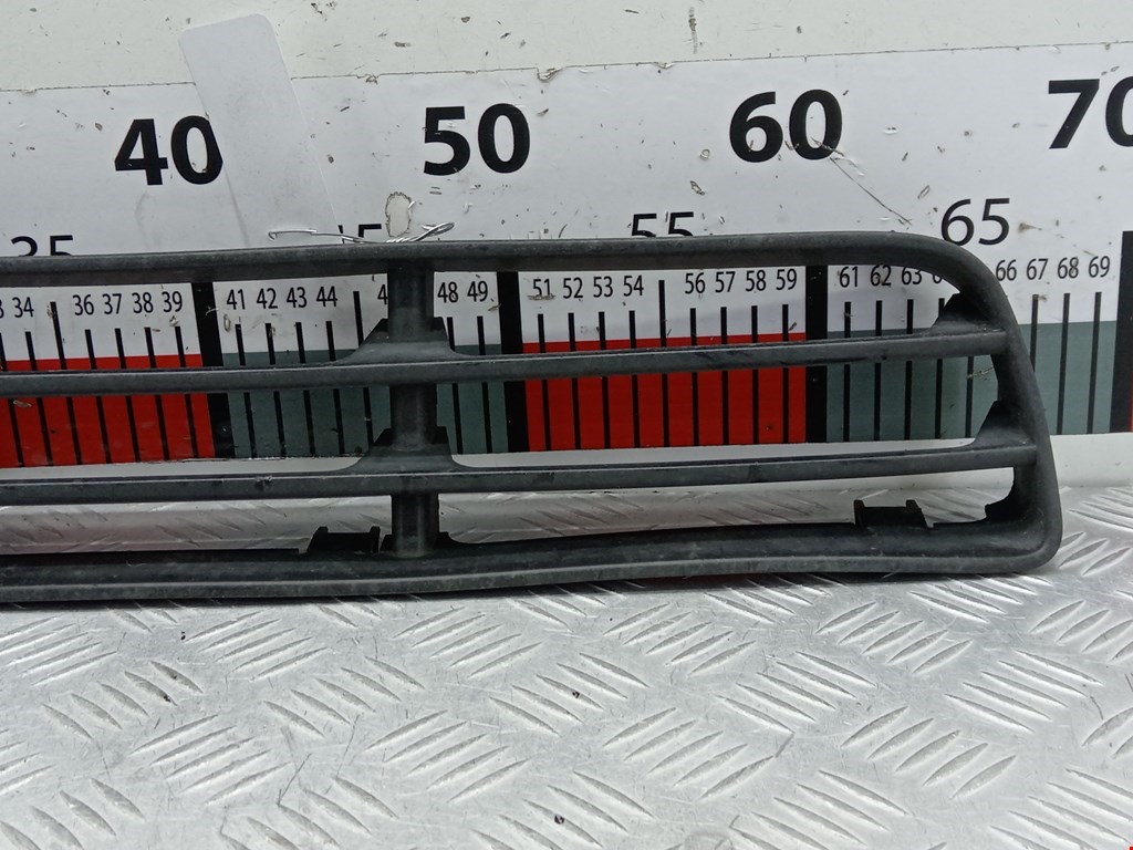 Решетка в бампер VOLKSWAGEN Bora 1998-2005