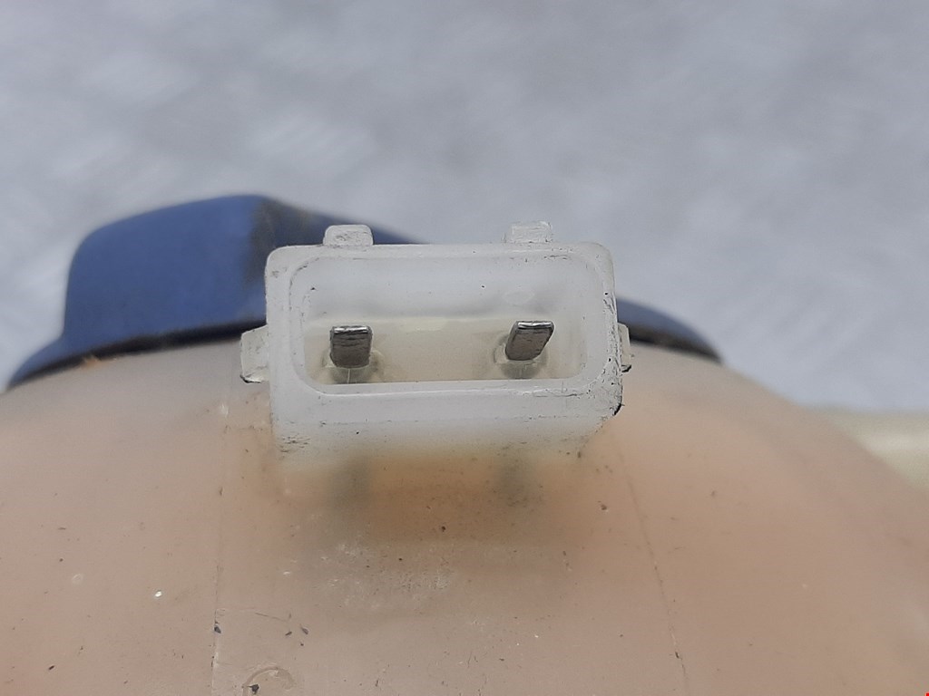 Бачок расширительный VOLKSWAGEN Golf III 1991-1997