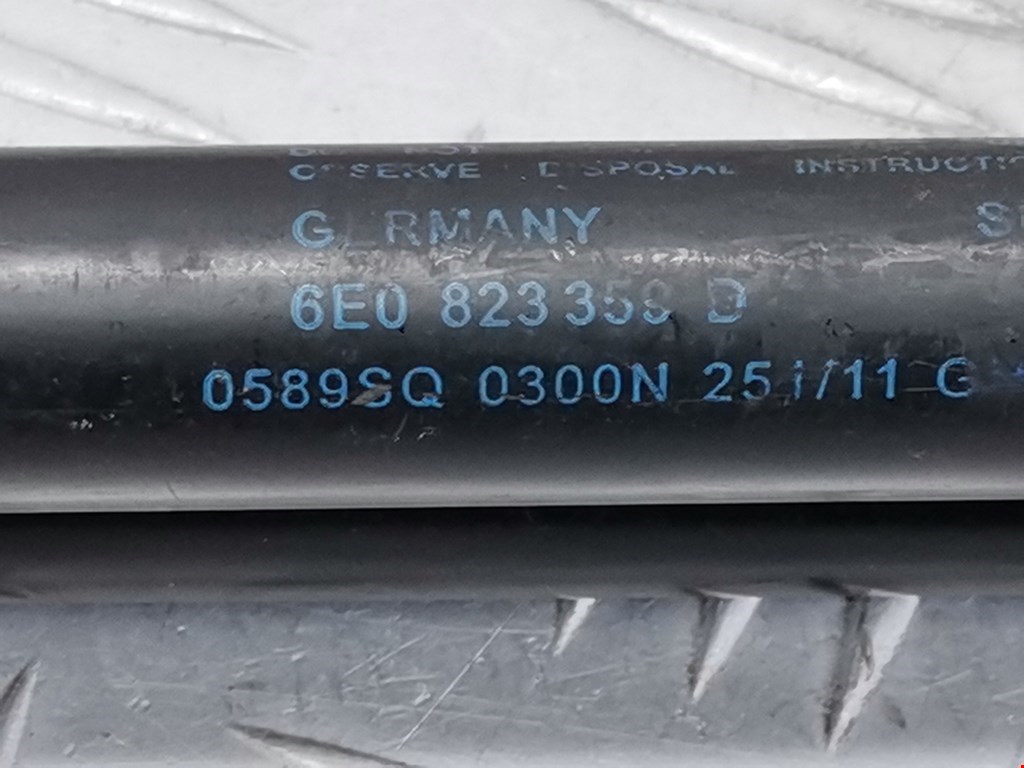 Амортизатор крышки (двери) багажника VOLKSWAGEN Lupo 1999-2005