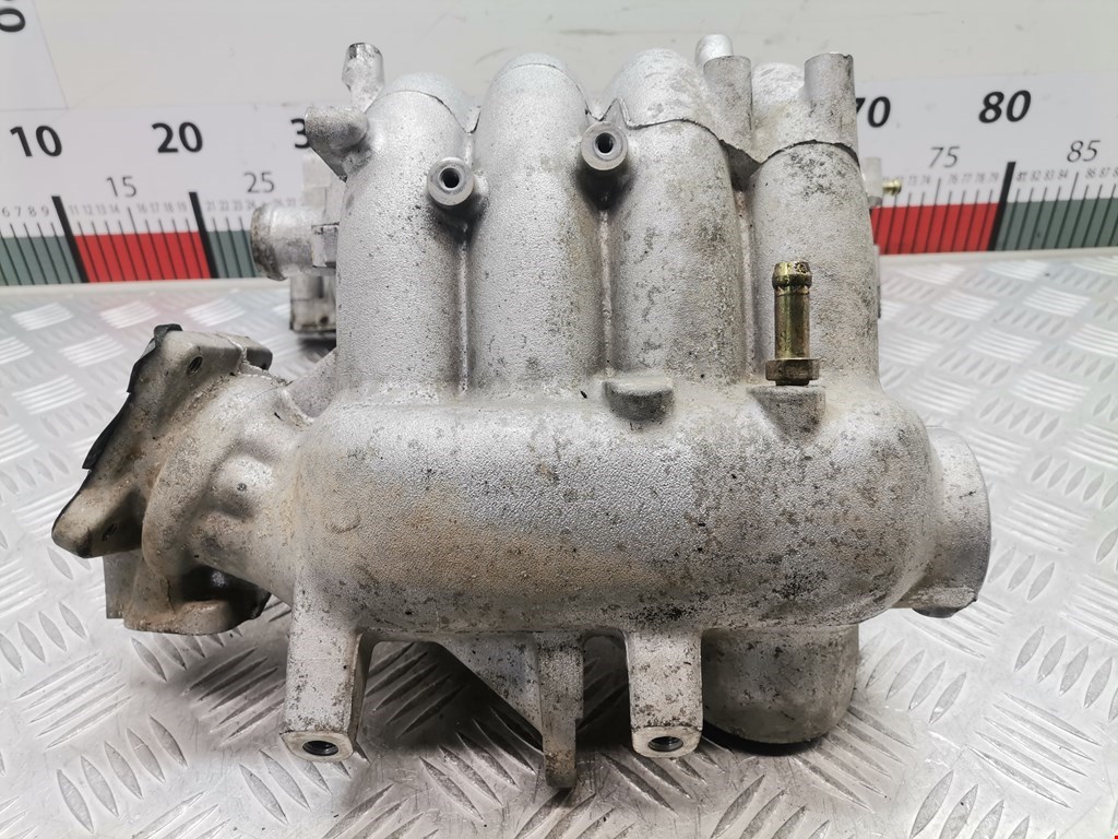 Коллектор впускной MITSUBISHI Carisma 1995-1999