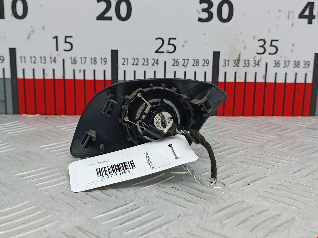 Динамик AUDI A4 B6 2001-2005