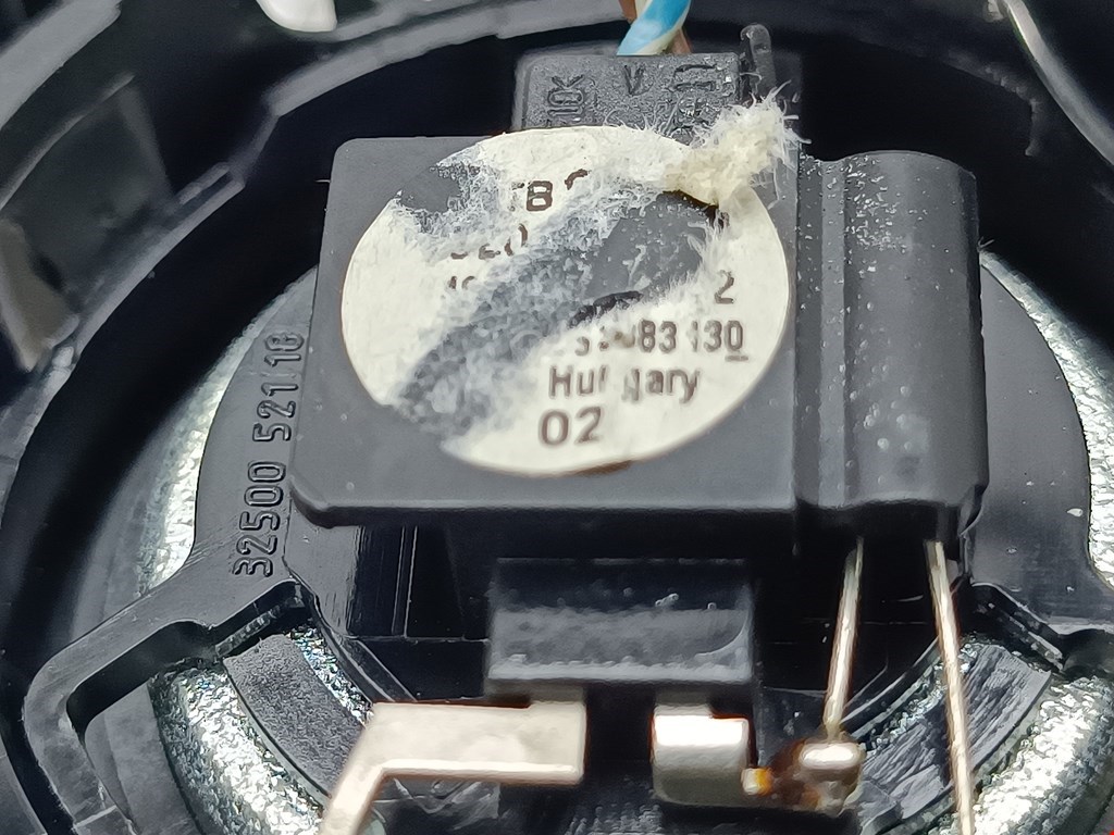 Динамик AUDI A4 B6 2001-2005