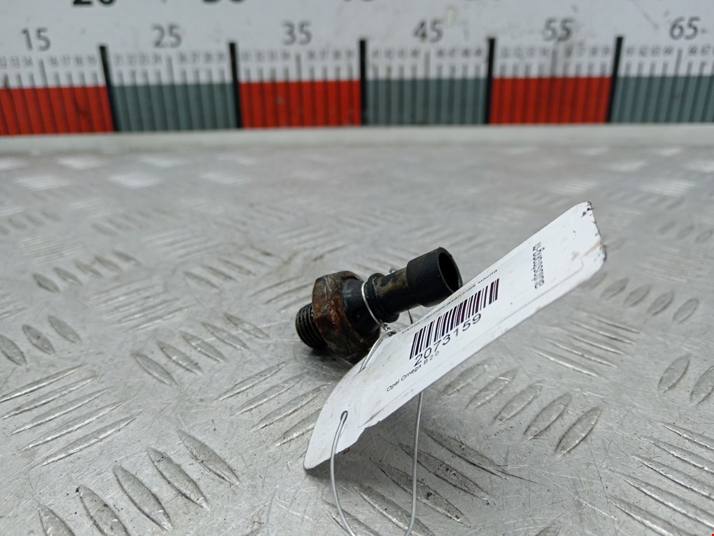 Датчик давления масла Opel Omega B (1994-2004)