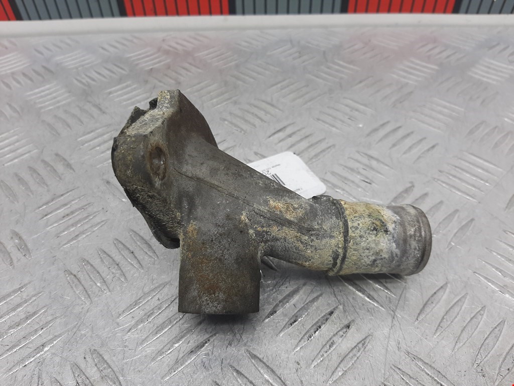 Тройник системы охлаждения MAZDA 323 BA 1994-1998