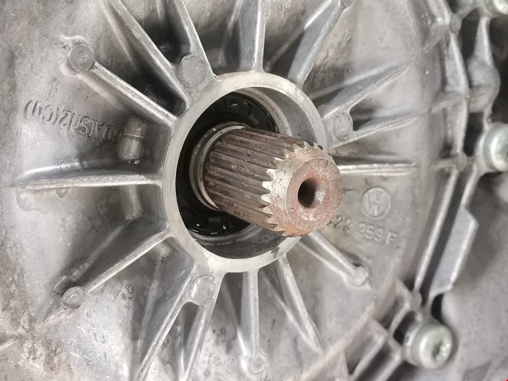 АКПП (Автоматическая коробка переключения передач) AUDI A4 B6 2001-2005