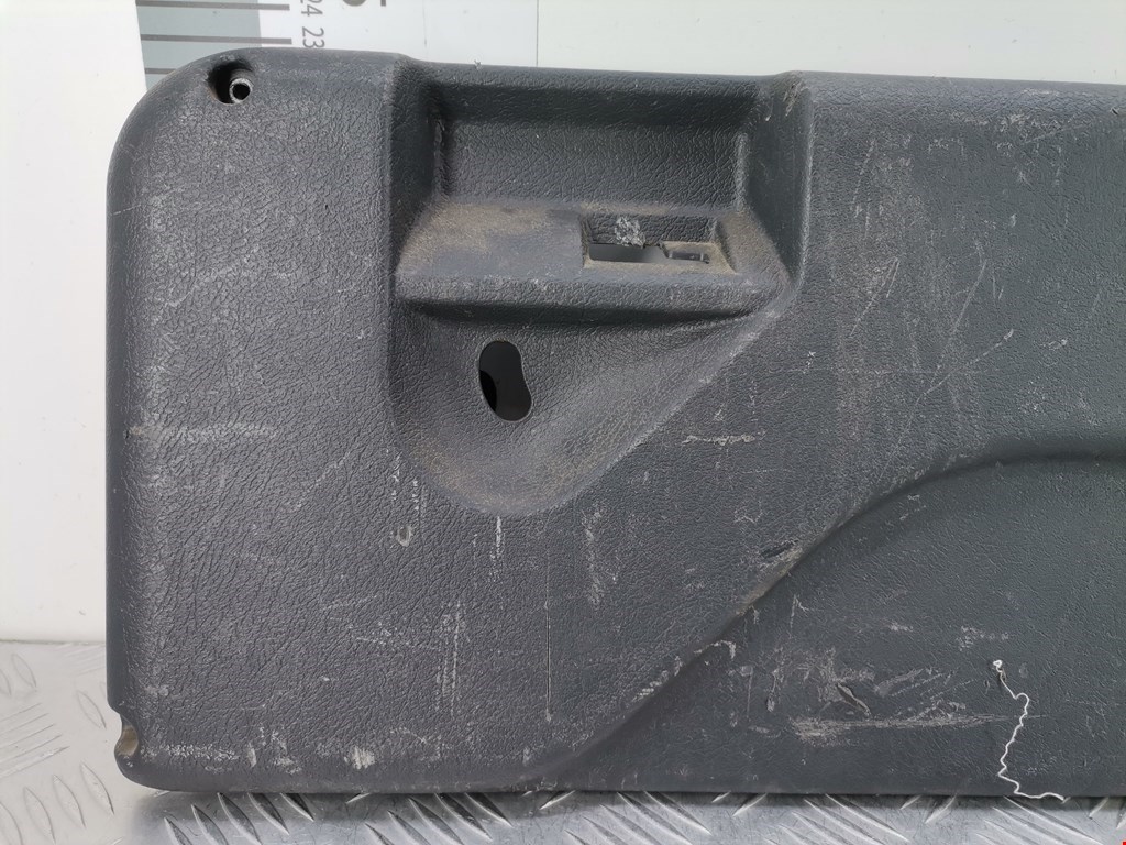 Обшивка двери задняя правая CITROEN Jumpy 1994-2006