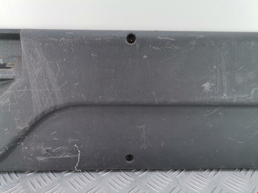 Обшивка двери задняя правая CITROEN Jumpy 1994-2006