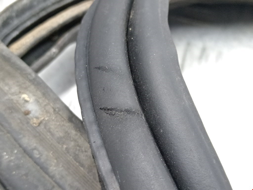 Уплотнитель (наружный) OPEL Omega B 1994-2004