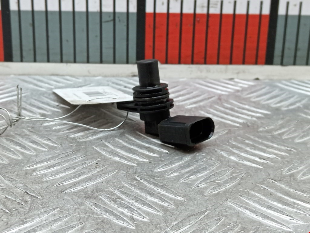 Датчик положения распредвала VOLKSWAGEN Golf IV 1997-2003