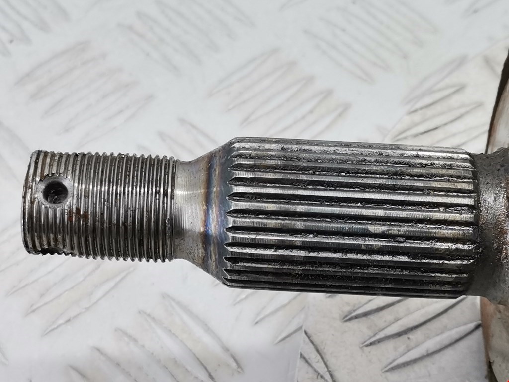 Полуось (привод, приводной вал) передняя правая MITSUBISHI L200 KB 2006-2015