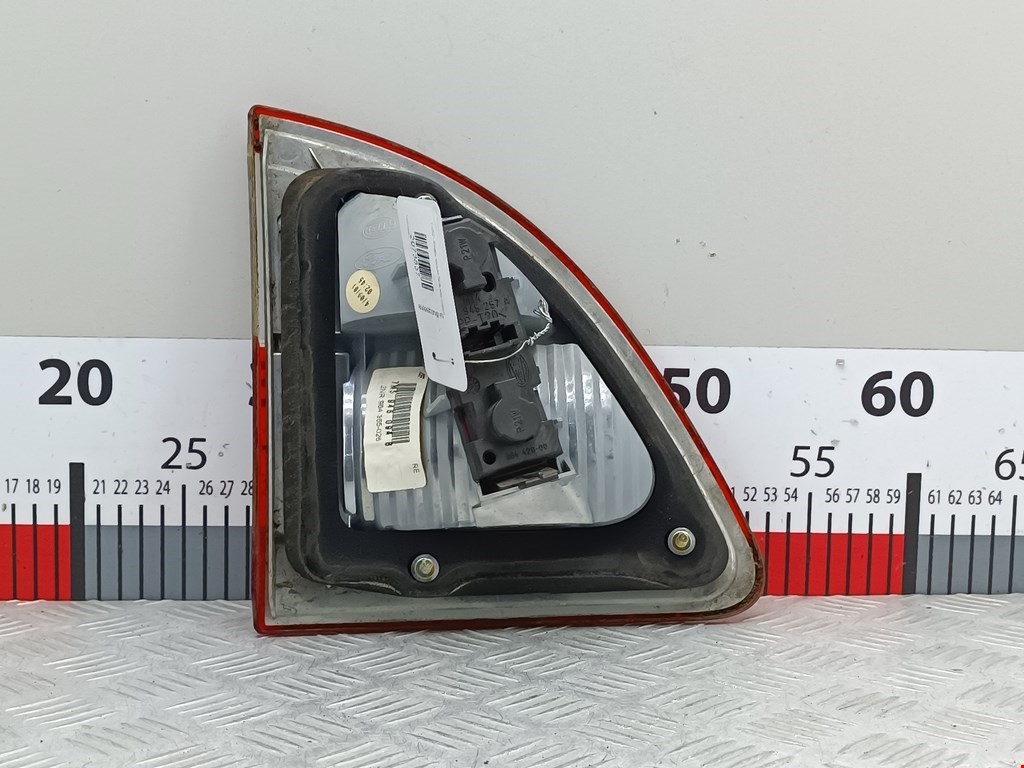 Фонарь задний внутренний правый FORD Galaxy 1995-2005