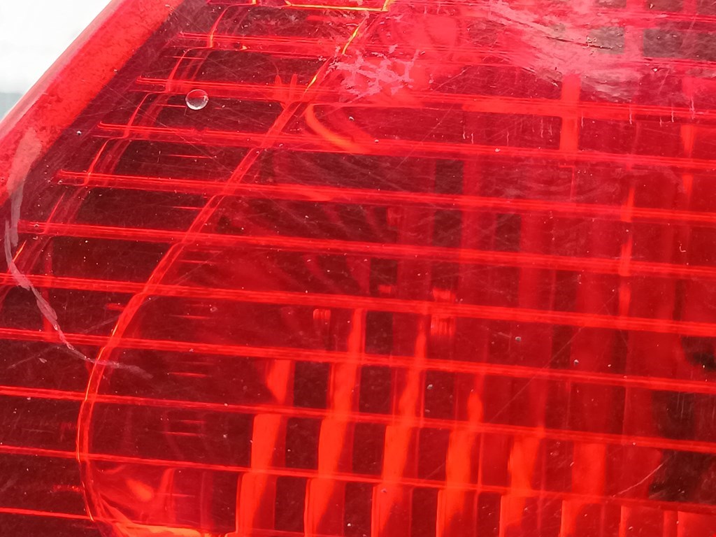 Фонарь задний внутренний правый FORD Galaxy 1995-2005