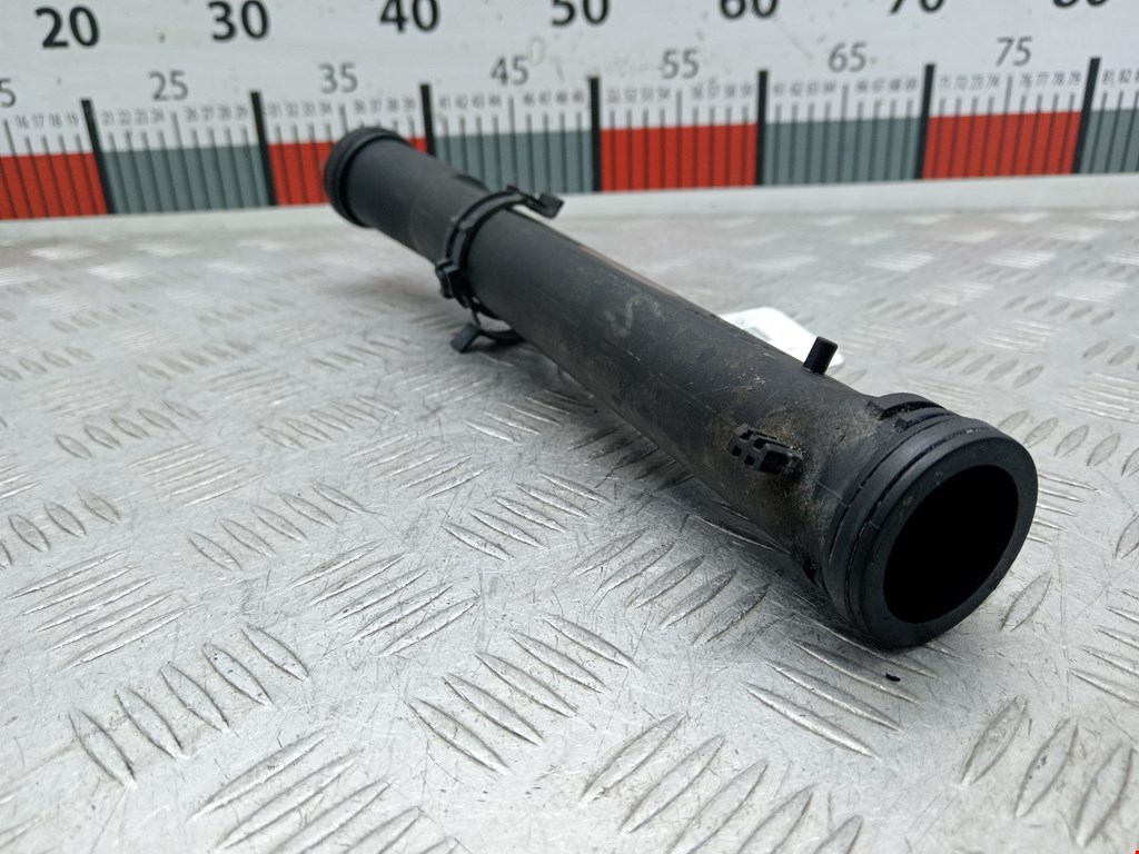 Патрубок VOLKSWAGEN Golf IV 1997-2003