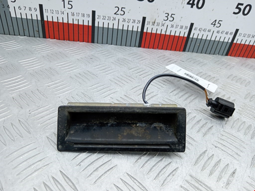 Ручка двери багажника наружная VOLKSWAGEN Golf IV 1997-2003