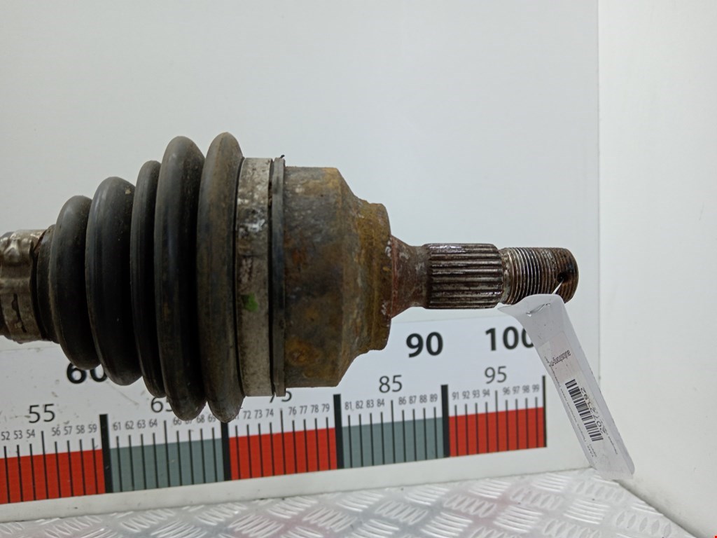 Полуось (привод, приводной вал) передняя левая PEUGEOT Partner 1996-2009