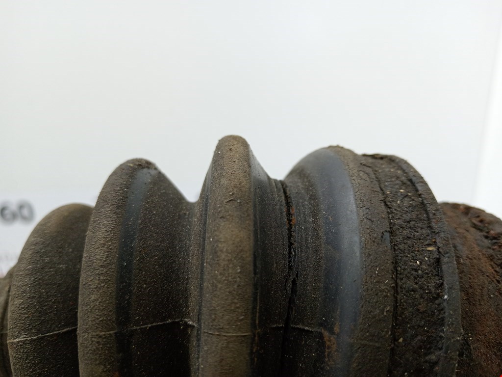 Полуось (привод, приводной вал) передняя правая HYUNDAI Getz 2002-2011