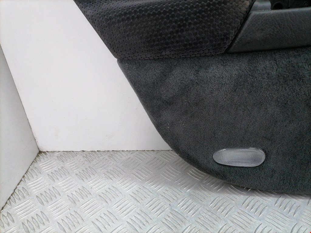 Обшивка двери задняя левая OPEL Omega B 1994-2004