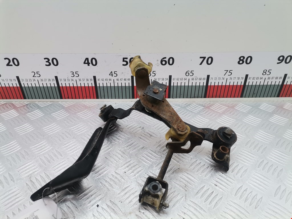 Механизм выбора и переключения передач Opel Astra G (1998-2004)