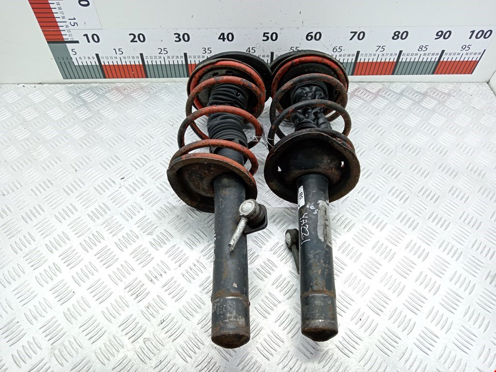 Стойка амортизатора переднего левого Peugeot 206 (1998-2006)