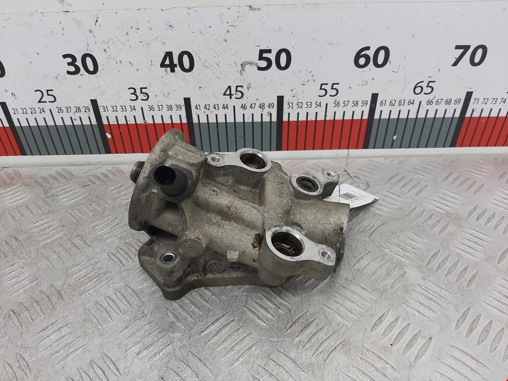 Корпус масляного фильтра AUDI A4 B6 2001-2005