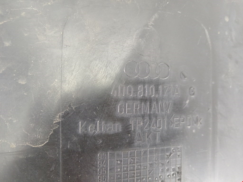 Локер (подкрылок) задний левый AUDI A8 D2 1994-2002