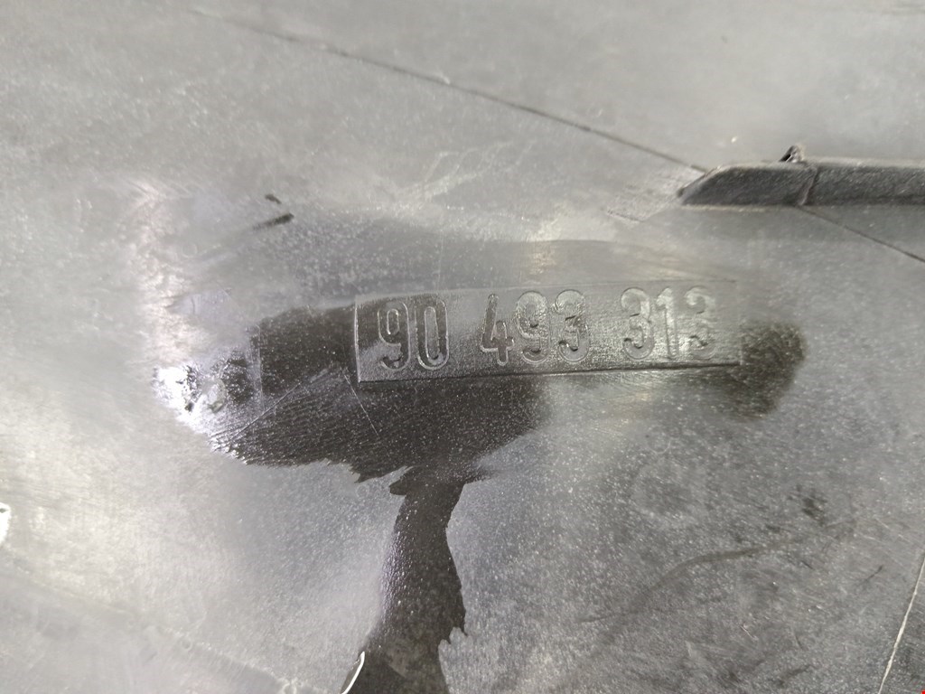 Локер (подкрылок) передний правый OPEL Omega B 1994-2004