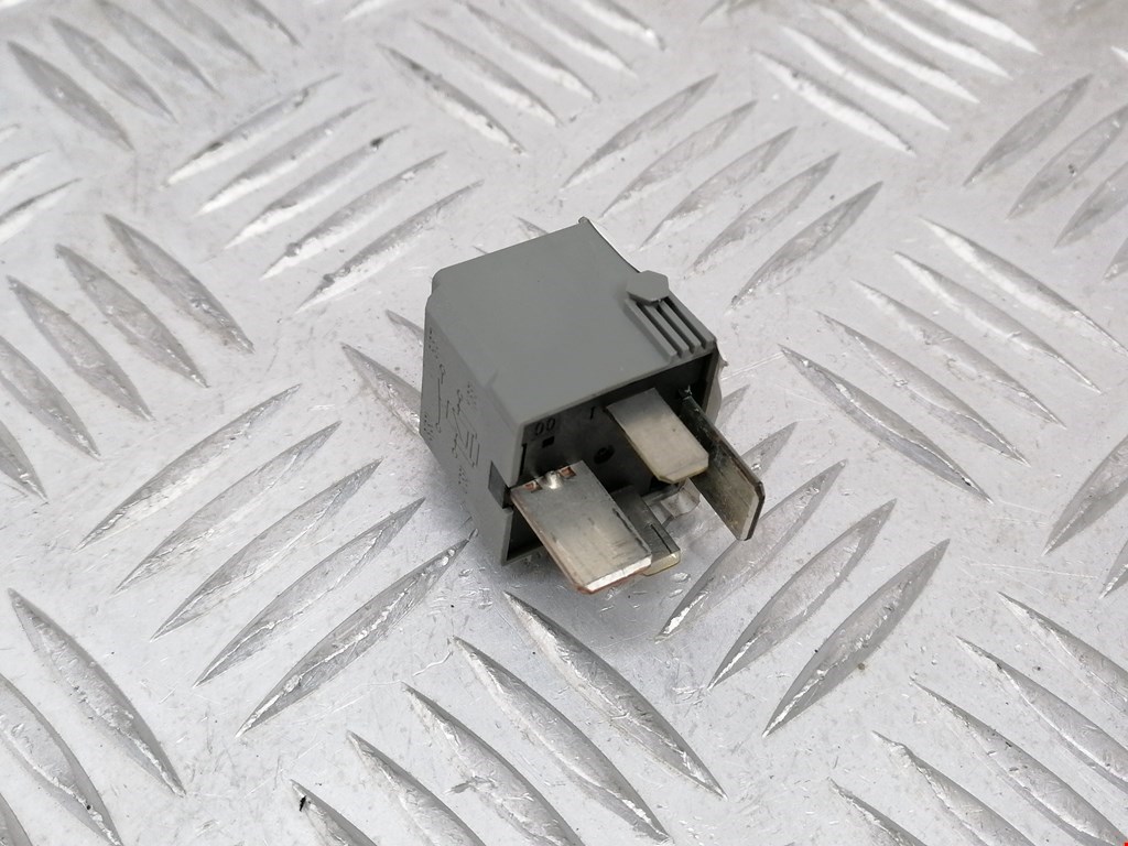 Реле VOLKSWAGEN Crafter 2006-2016