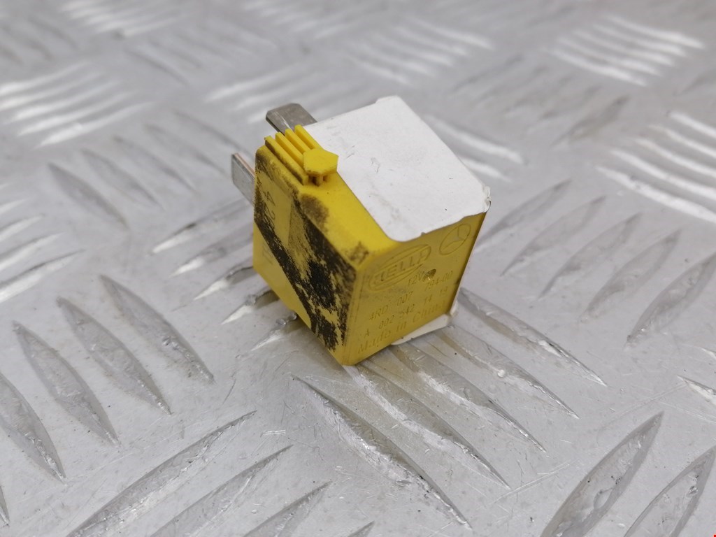 Реле VOLKSWAGEN Crafter 2006-2016