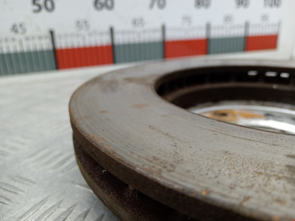 Диск тормозной передний MITSUBISHI Carisma 1995-1999