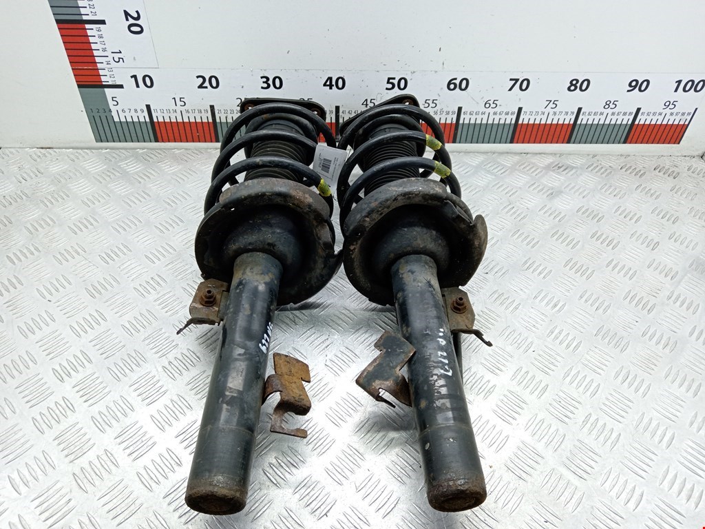 Амортизатор передний левый MAZDA Mazda 3 BK 2003-2009